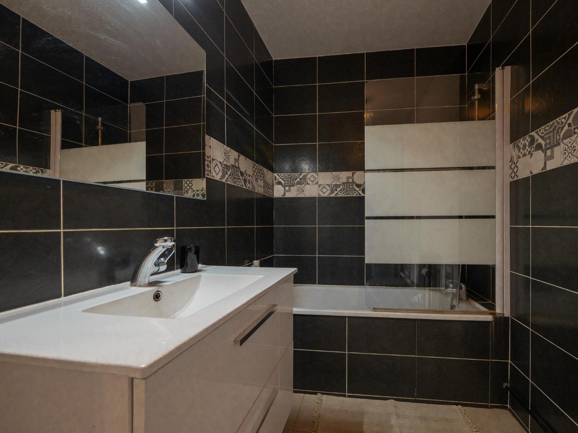 Appartement Chaleureux Avec 2 Grandes Chambres Saint-Rambert-d'Albon Exterior photo